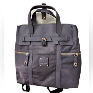 Henri Bendel Large JetSetter convertible bag.Charcoal gray. Used,good condition